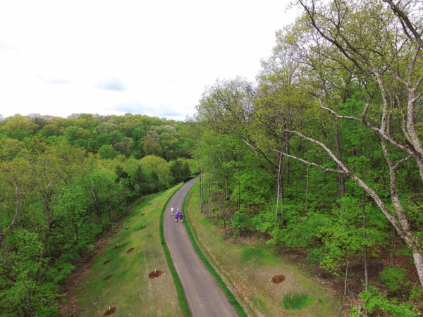 Cliff Cave Park trail